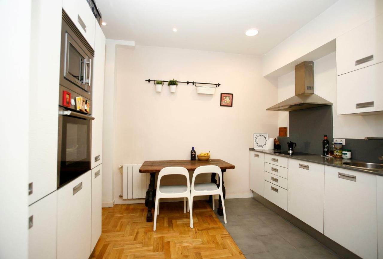 Ferienwohnung Piso Centrico Con Patio Bilbao Exterior foto